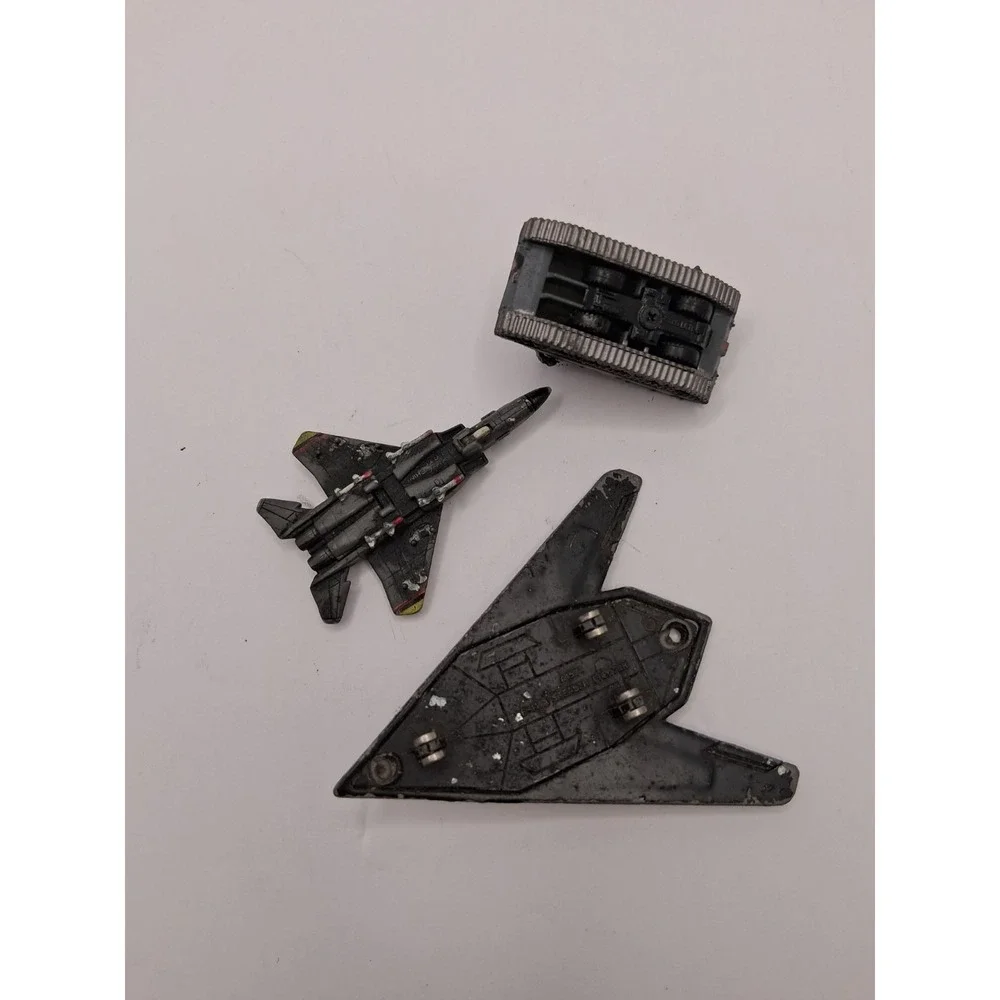 Military Diecast Toy Lot Jets & Tank USAF Stealth Fighter Loose 3pc